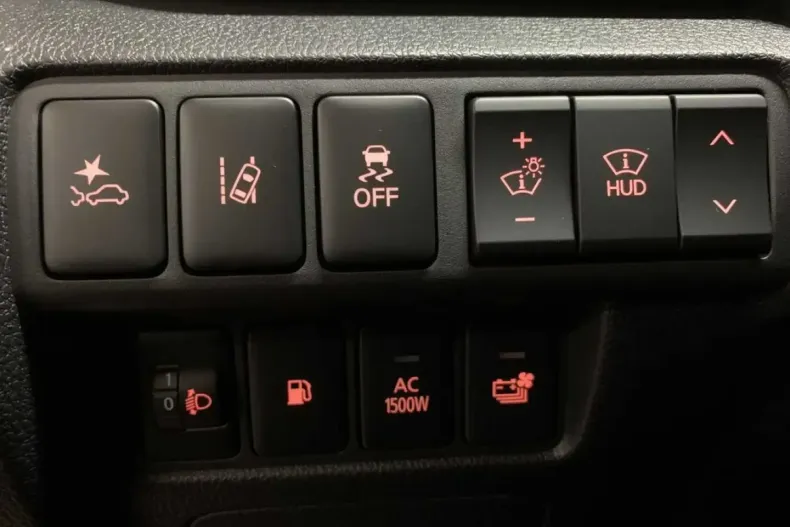 Mitsubishi Eclipse Cross din 2023 cu 8.500 km - oferta MIT115971 - foto 11