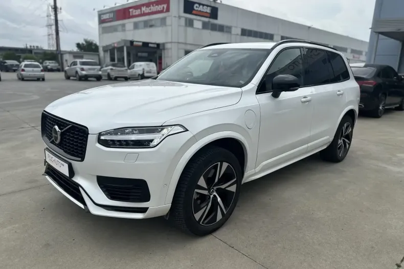 Volvo XC90 din 2023 cu 18.600 km - oferta VOL115973 - foto 3
