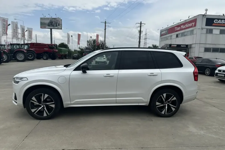 Volvo XC90 din 2023 cu 18.600 km - oferta VOL115973 - foto 4