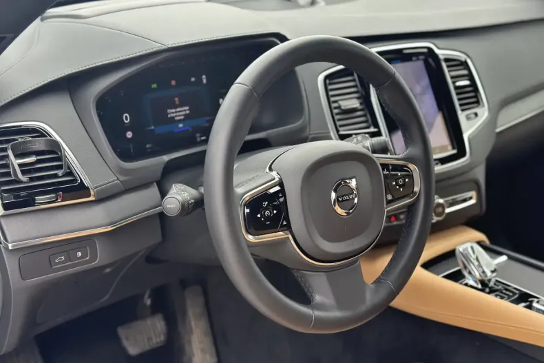 Volvo XC90 din 2023 cu 18.600 km - oferta VOL115973 - foto 15