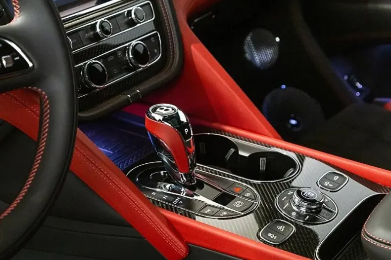 Bentley Bentayga din 2023 cu 25.900 km - oferta BEN115974 - foto 6