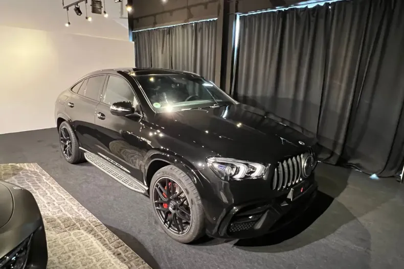 Mercedes-Benz GLE 63 AMG din 2023 cu 4.107 km - oferta MER115975 - foto 1