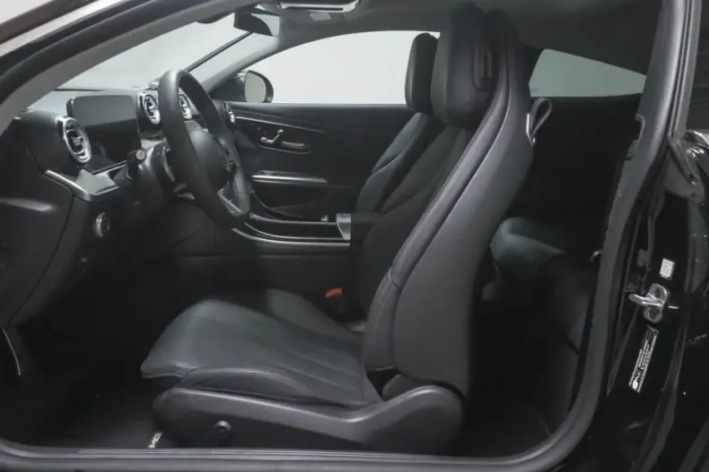 Mercedes-Benz CLE 220 din 2023 cu 24.000 km - oferta MER115984 - foto 9