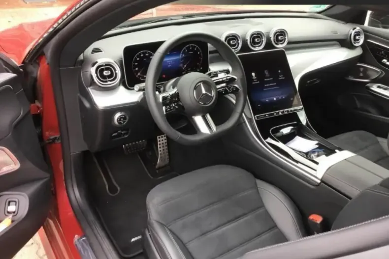 Mercedes-Benz CLE 200 din 2023 cu 5.000 km - oferta MER115985 - foto 5