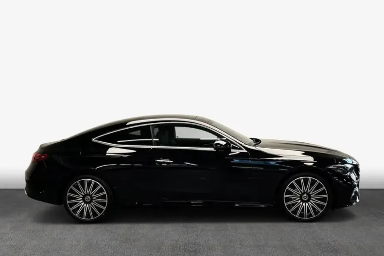 Mercedes-Benz CLE 200 din 2024 cu 50 km - oferta MER115986 - foto 4