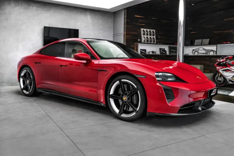 Porsche Taycan din 2020 cu 31.500 km - oferta POR115988 - foto 4