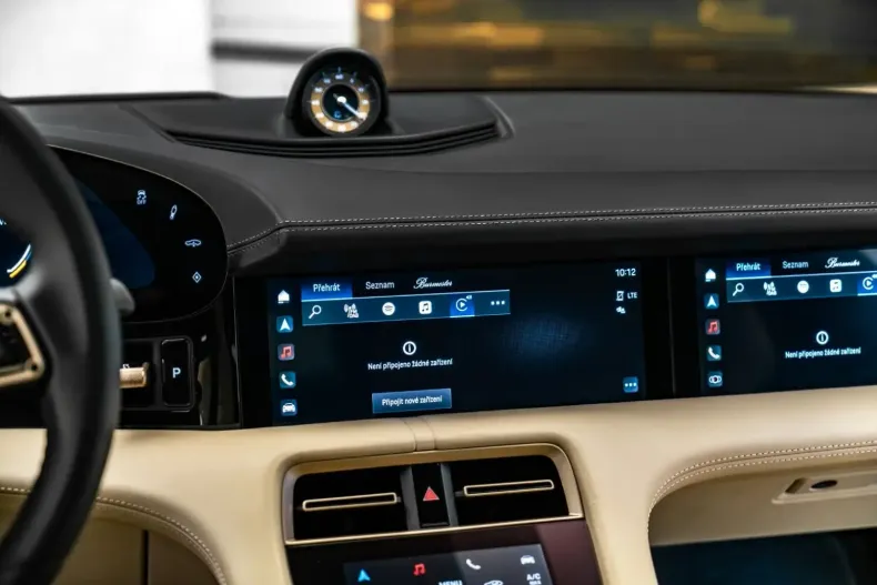 Porsche Taycan din 2020 cu 31.500 km - oferta POR115988 - foto 16