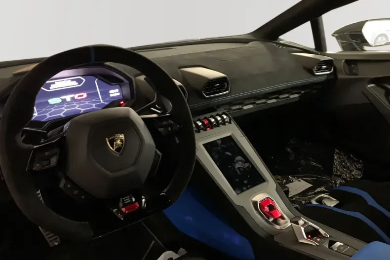 Lamborghini Huracán din 2023 cu 16.500 km - oferta LAM115989 - foto 10