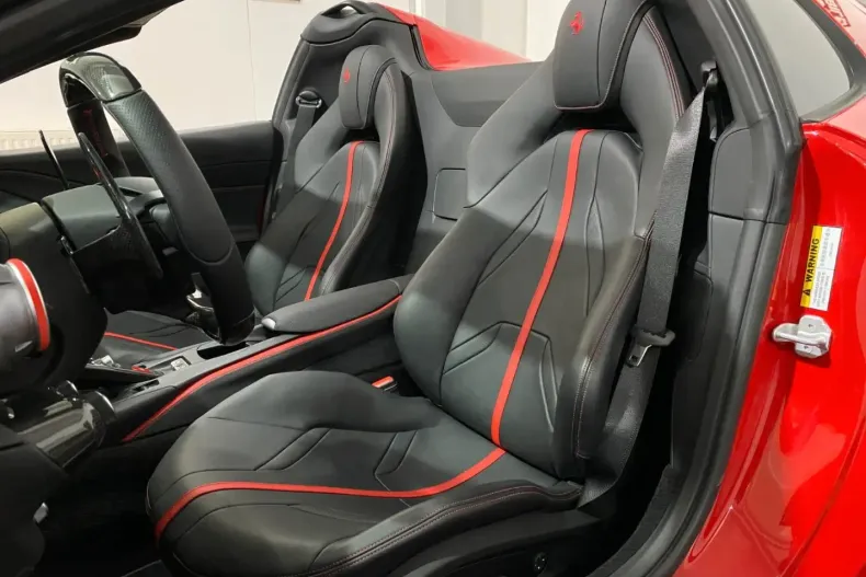 Ferrari 812 din 2023 cu 4.990 km - oferta FER115990 - foto 13