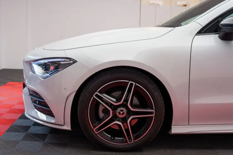 Mercedes-Benz CLA 180 din 2022 cu 14.982 km - oferta MER115991 - foto 5