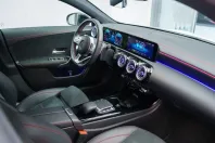 Mercedes-Benz CLA 180 din 2022 cu 14.982 km - oferta MER115991 - foto 23