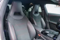 Mercedes-Benz CLA 180 din 2022 cu 14.982 km - oferta MER115991 - foto 25