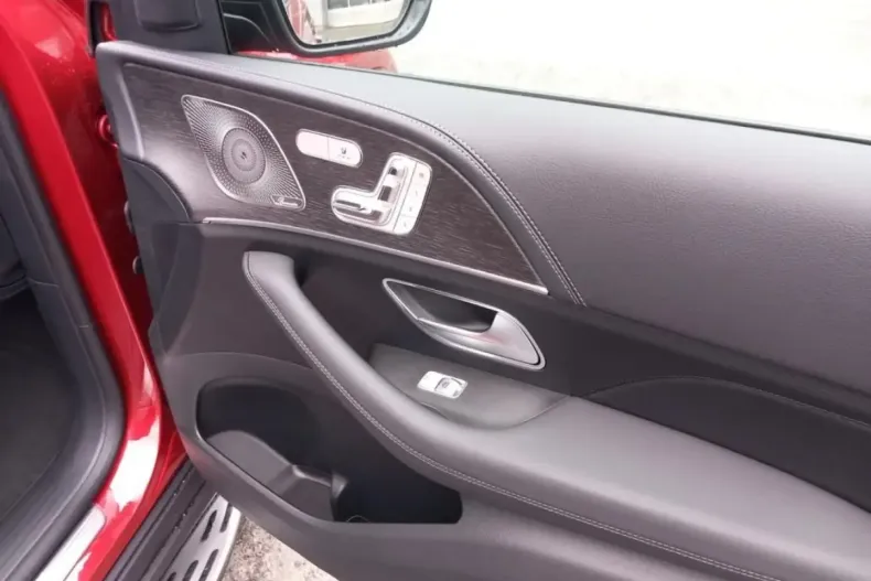 Mercedes-Benz GLE 450 din 2024 cu 10.000 km - oferta MER115992 - foto 18