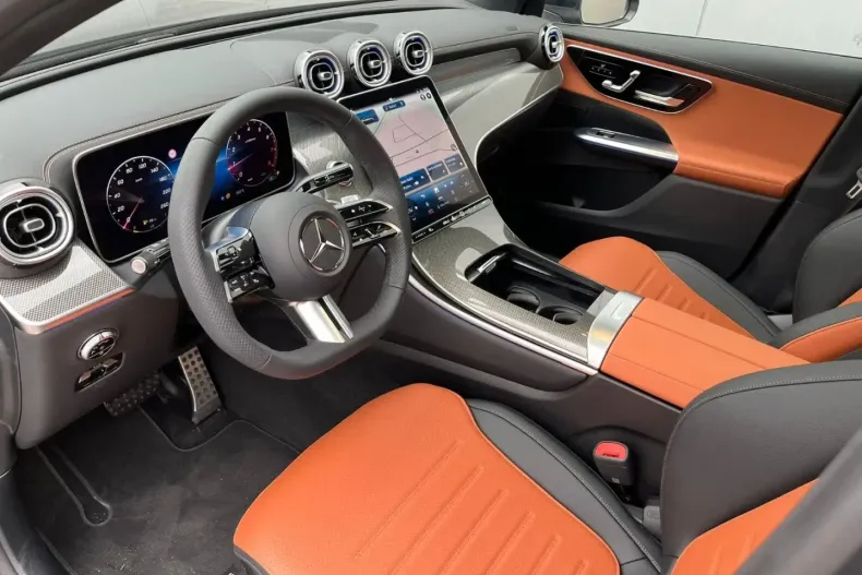 Mercedes-Benz GLC 200 din 2024 cu 100 km - oferta MER115993 - foto 4