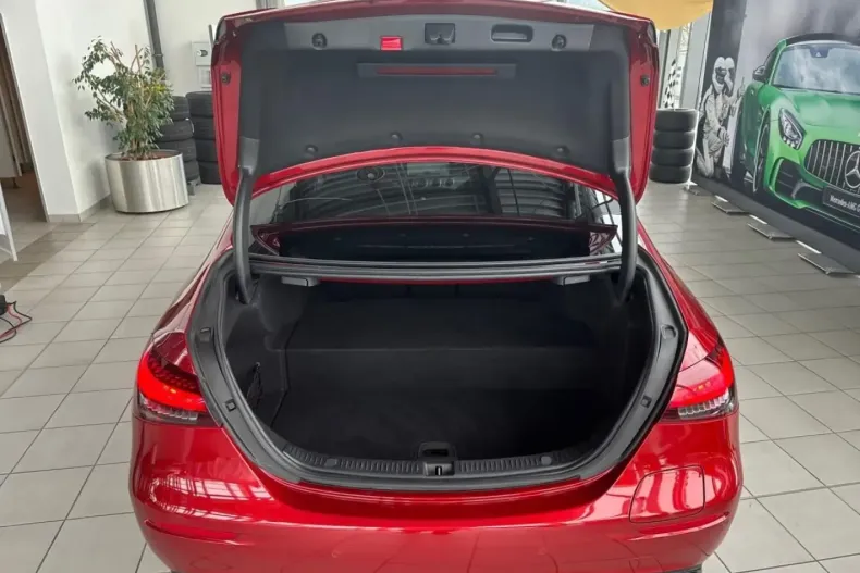 Mercedes-Benz E 300 din 2020 cu 27.505 km - oferta MER115995 - foto 15