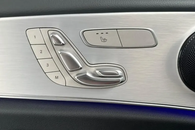 Mercedes-Benz E 300 din 2020 cu 27.505 km - oferta MER115995 - foto 17