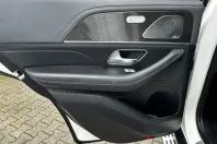 Mercedes-Benz GLE 63 AMG din 2021 cu 18.500 km - oferta MER115997 - foto 16