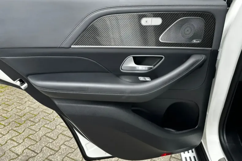 Mercedes-Benz GLE 63 AMG din 2021 cu 18.500 km - oferta MER115997 - foto 16