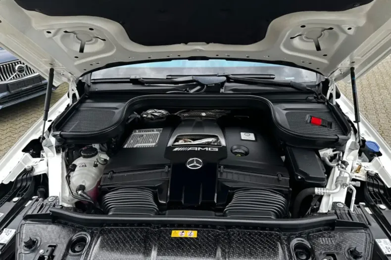 Mercedes-Benz GLE 63 AMG din 2021 cu 18.500 km - oferta MER115997 - foto 19