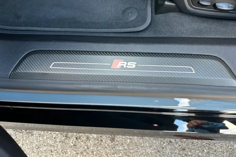 Audi RS e-tron GT din 2021 cu 5.100 km - oferta AUD115998 - foto 18