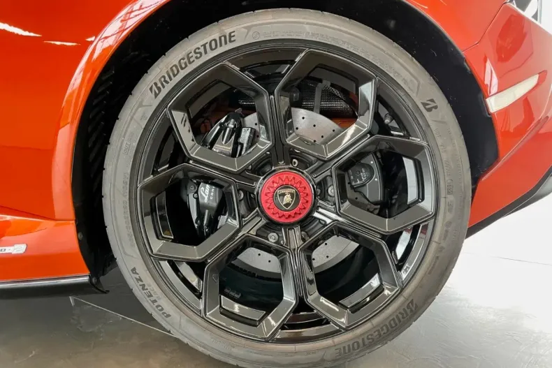 Lamborghini Huracán din 2023 cu 11.495 km - oferta LAM116003 - foto 12