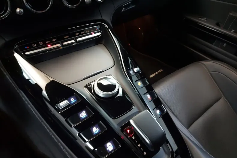 Mercedes-Benz AMG GT din 2020 cu 43.900 km - oferta MER116006 - foto 18