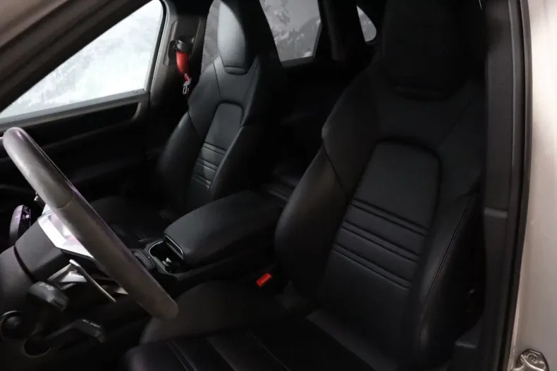 Porsche Cayenne din 2022 cu 38.000 km - oferta POR116009 - foto 9