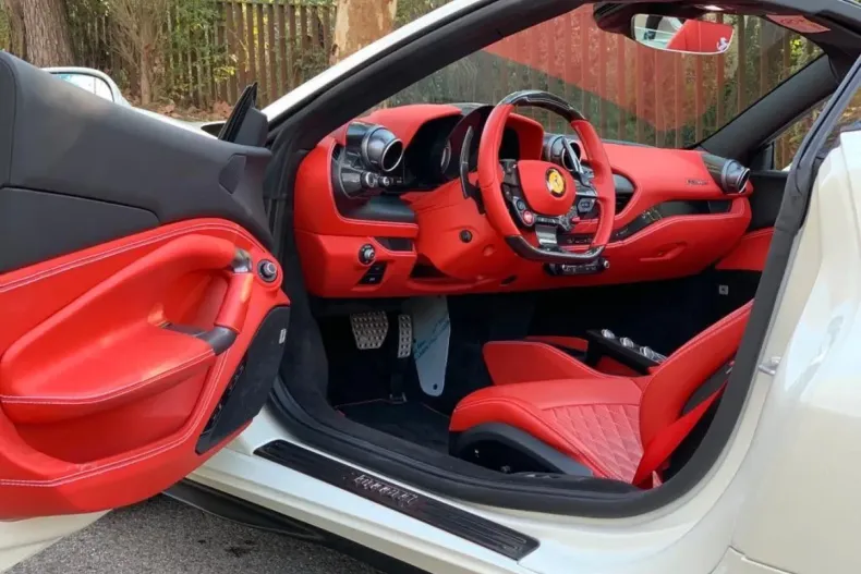 Ferrari F8 din 2021 cu 41.500 km - oferta FER116011 - foto 10