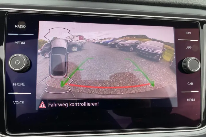 Volkswagen T-Roc din 2021 cu 28.959 km - oferta VOL116014 - foto 19