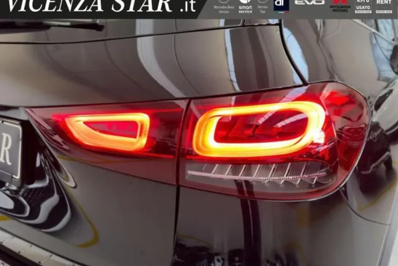 Mercedes-Benz GLA 200 din 2023 cu 28.497 km - oferta MER116022 - foto 4