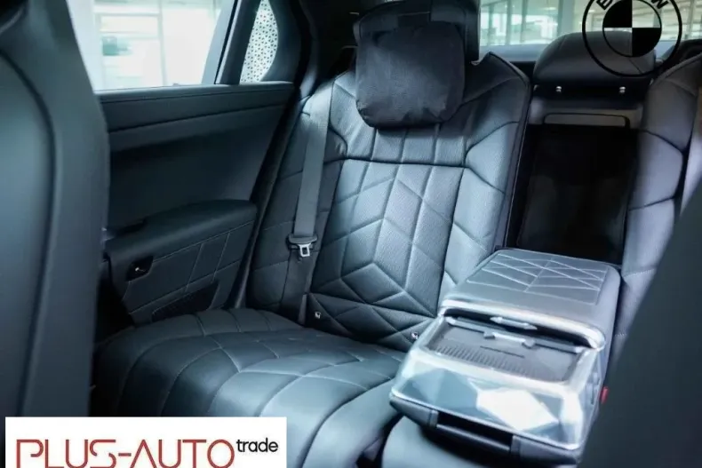 BMW M760 din 2023 cu 2.500 km - oferta BMW116024 - foto 7