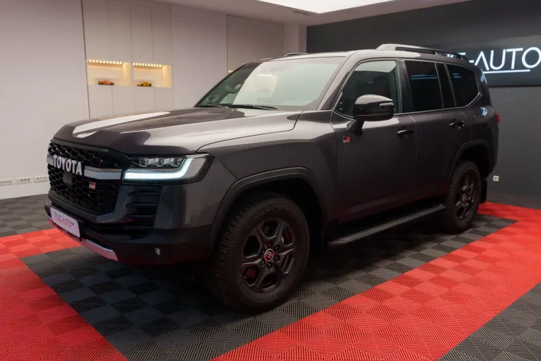 Toyota Land Cruiser din 2024 cu 5.000 km - oferta TOY116028 - foto 2