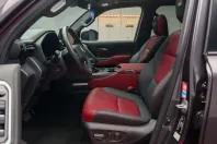 Toyota Land Cruiser din 2024 cu 5.000 km - oferta TOY116028 - foto 8