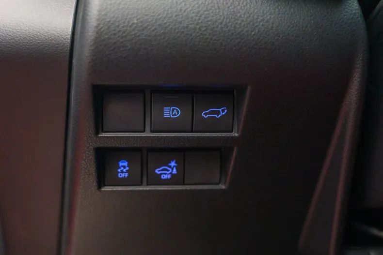 Toyota Land Cruiser din 2024 cu 5.000 km - oferta TOY116028 - foto 9