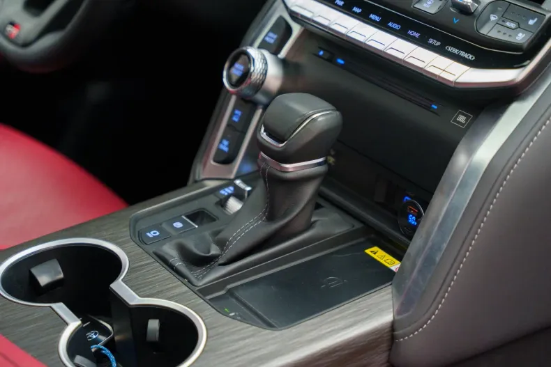 Toyota Land Cruiser din 2024 cu 5.000 km - oferta TOY116028 - foto 16