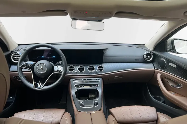 Mercedes-Benz E 200 din 2022 cu 28.000 km - oferta MER116029 - foto 9