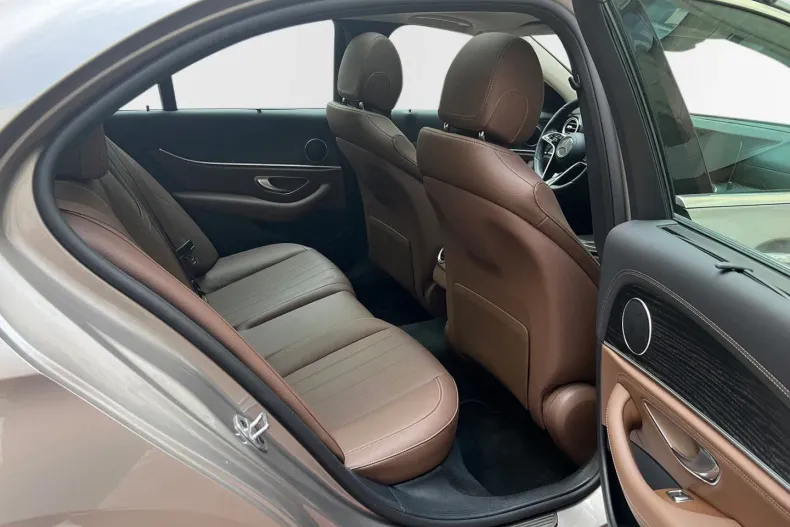 Mercedes-Benz E 200 din 2022 cu 28.000 km - oferta MER116029 - foto 13