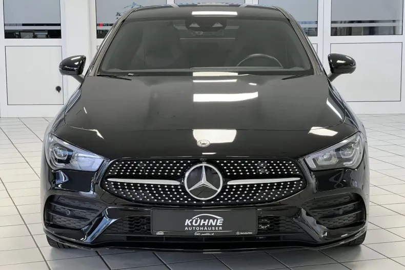 Mercedes-Benz CLA 220 din 2022 cu 13.383 km - oferta MER116031 - foto 2