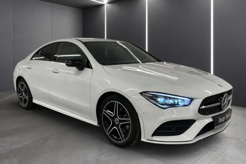 Mercedes-Benz CLA 220 din 2022 cu 19.528 km - oferta MER116032 - foto 2