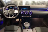 Mercedes-Benz CLA 220 din 2022 cu 19.528 km - oferta MER116032 - foto 10