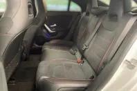 Mercedes-Benz CLA 220 din 2022 cu 19.528 km - oferta MER116032 - foto 11