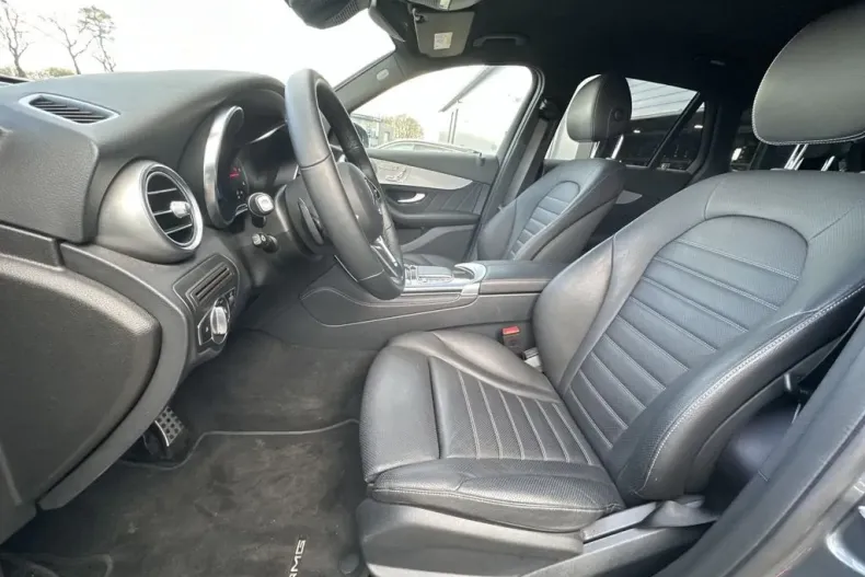 Mercedes-Benz GLC 220 din 2020 cu 64.800 km - oferta MER116036 - foto 8