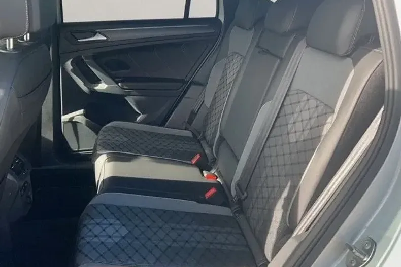 Volkswagen Tiguan din 2021 cu 50.000 km - oferta VOL116043 - foto 9