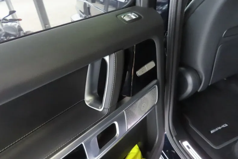 Mercedes-Benz G 400 din 2023 cu 9.820 km - oferta MER116049 - foto 12