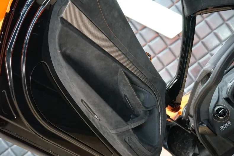 McLaren 765LT din 2022 cu 6.000 km - oferta MCL116051 - foto 11