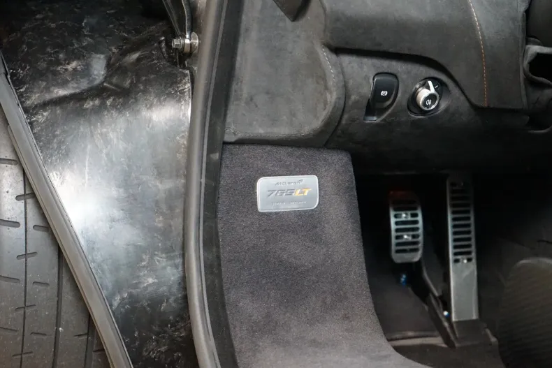 McLaren 765LT din 2022 cu 6.000 km - oferta MCL116051 - foto 12