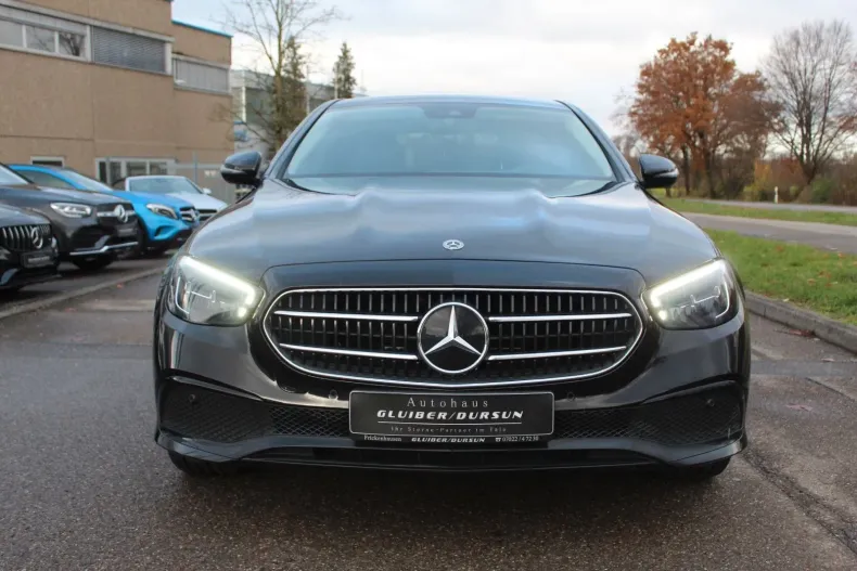 Mercedes-Benz E 300 din 2021 cu 69.500 km - oferta MER116052 - foto 2