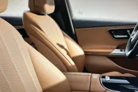 Mercedes-Benz E 200 din 2024 cu 50 km - oferta MER116062 - foto 5