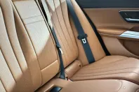 Mercedes-Benz E 200 din 2024 cu 50 km - oferta MER116062 - foto 8