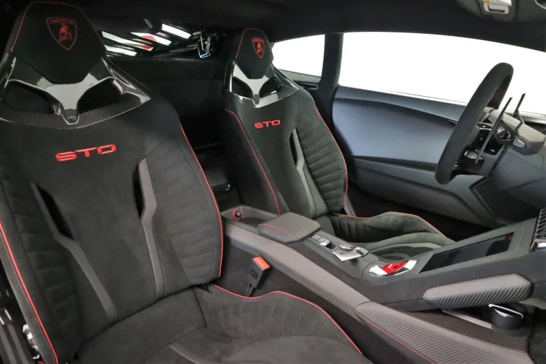 Lamborghini Huracán din 2021 cu 450 km - oferta LAM116064 - foto 6